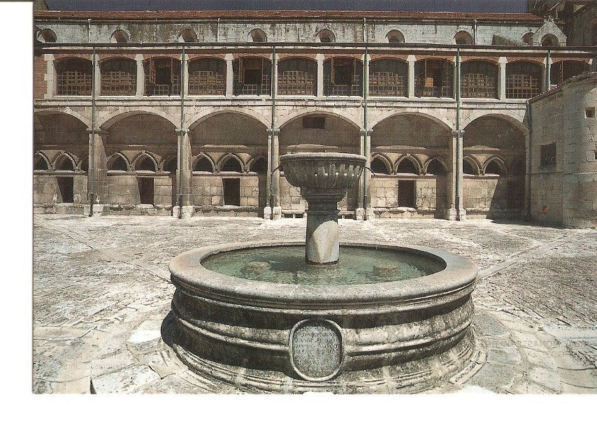 Postal 025786 : Clautro de San Fernando. Real Monasterio de las Huelgas (Burgos)