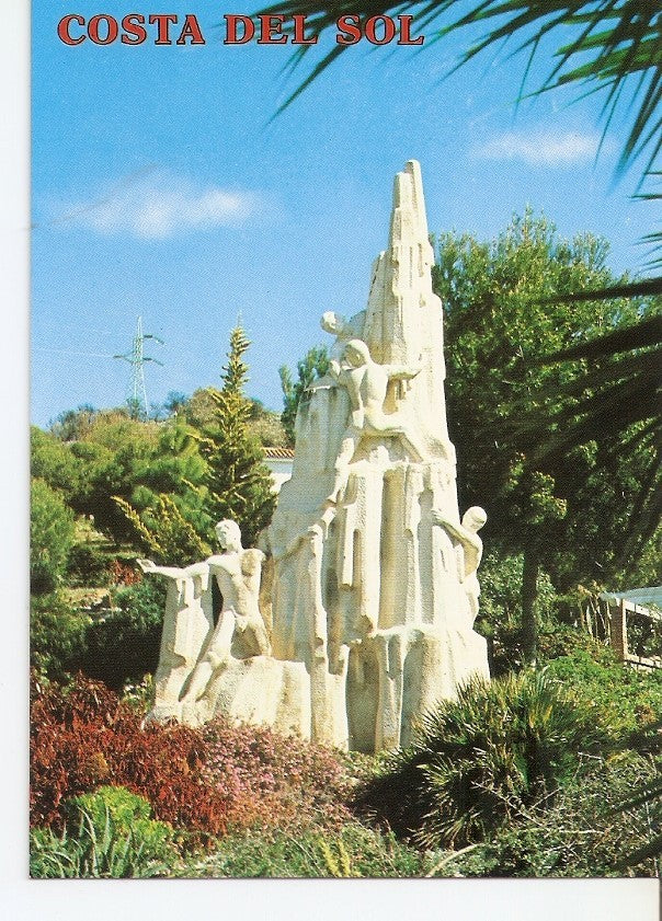 Postal 025814 : Monumento a los descubridores de la Cueva. Nerja (Malaga)