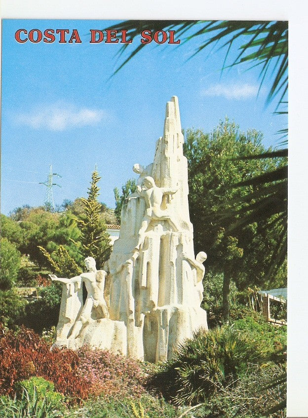 Postal 025955 : Monumento a los descubridores de la Cueva. Nerja (Malaga)