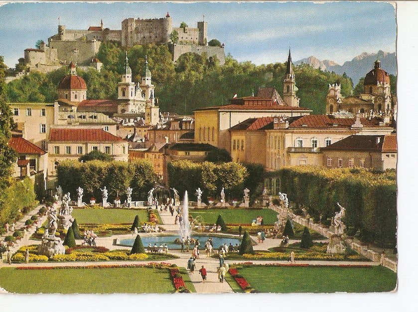 Postal 026401 : Mirabellgarten Kleinod der Festspielstadt Salzburg mit Dom un Hohensalzburg