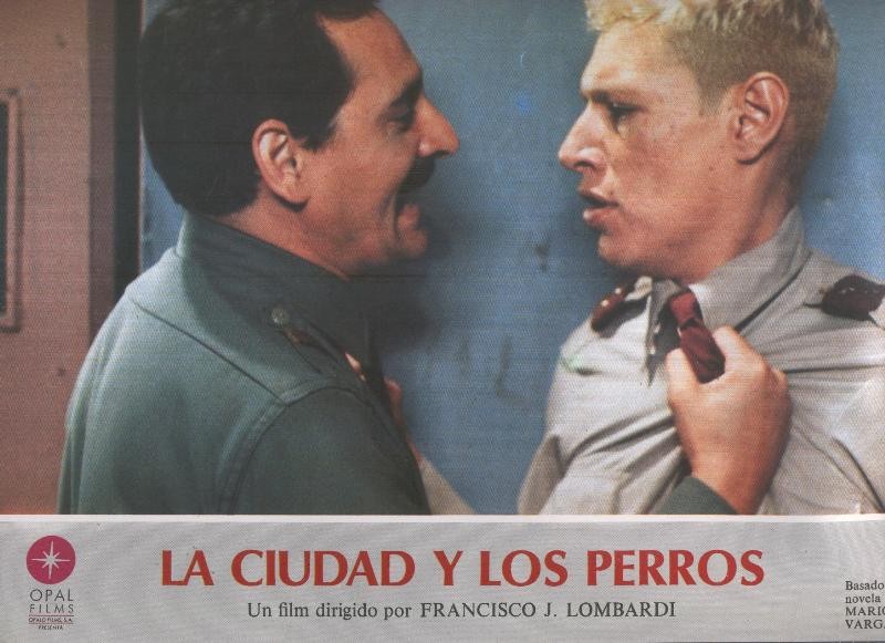 Caratula cine: La ciudad y los perros, un film de Francisco J.Lombardi, numerada 04 en trasera