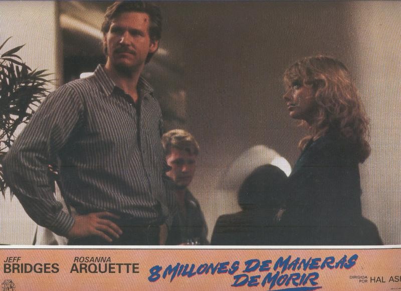 Caratula cine: 8 millones de maneras de morir, un film de Hal Ashby, numerada 10 en trasera