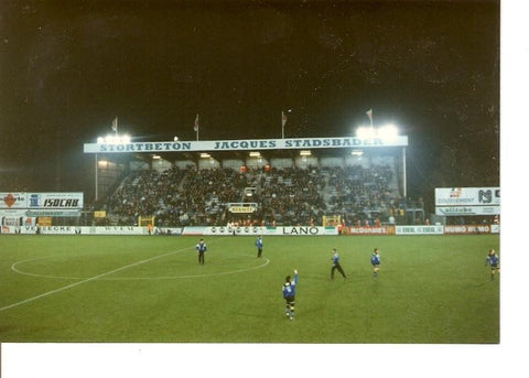 FOTO FUTBOL numero 012 : Estadio de futbol. Harelbeke