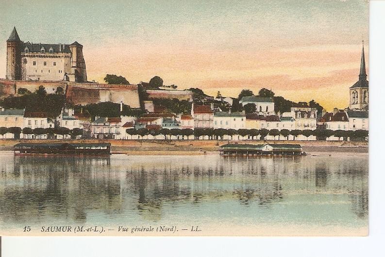 Postal 026492 : Saumur (M.-et-L). Vue generale (Nord)