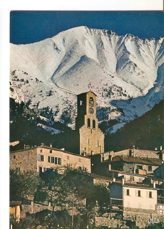 Postal 026499 : Vernet-Les-Bains (Pyrenees-Orientales), La vieille eglise au pied du Canigou