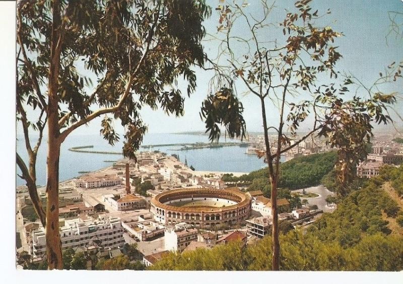 Postal 026731 : Plaza de Toros y Puerto, Malaga