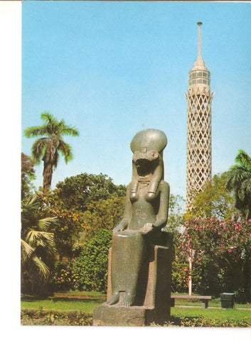 Postal 026769 : Statue if the goddess Sekhmet and Cairo Tower