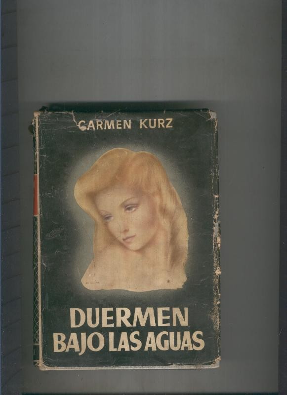 Duermen bajo las aguas