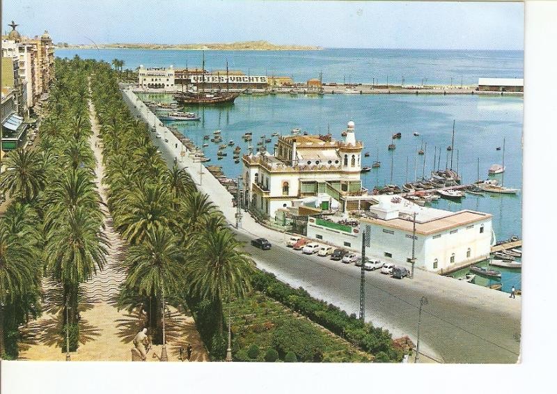 Postal 026858 : Alicante. Explanada de España y Puerto