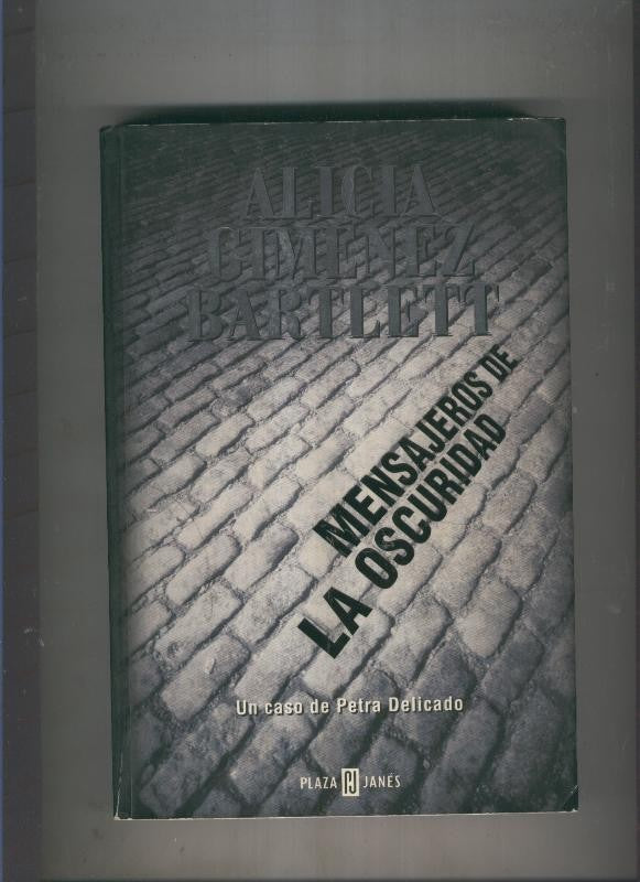 Mensajeros de la oscuridad