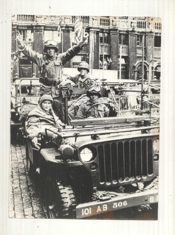 Foto prensa numero 040: Liberacion de Bruselas por tropas aliadas