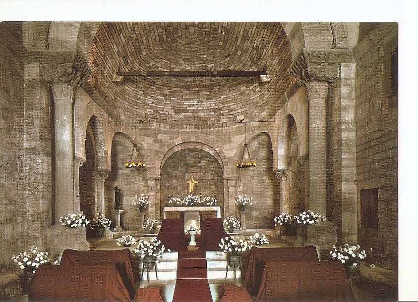 Postal 029523 : Porqueres. Interior de la Iglesia Parroquial de Porqueres (siglo XII)