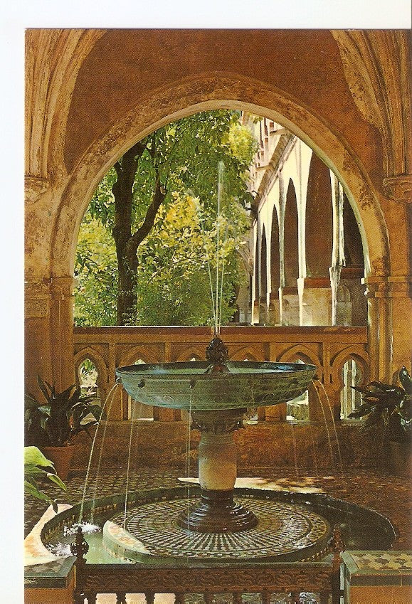 Postal 029579 : Guadalupe. Claustro mudejar. Fuente - lavatorio de Juan Frances (Siglo XV)
