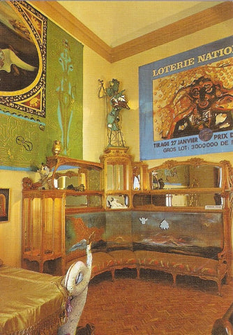 Postal 029742 : Muebles de Gaudi y el famoso poster de la suerte de los 3.000.000 francos