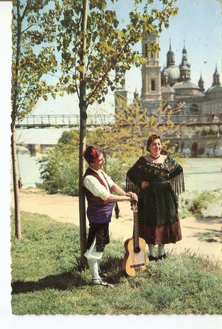 Postal 029846 : Zaragoza. Pareja tipica aragonesa a orillas del rio Ebro