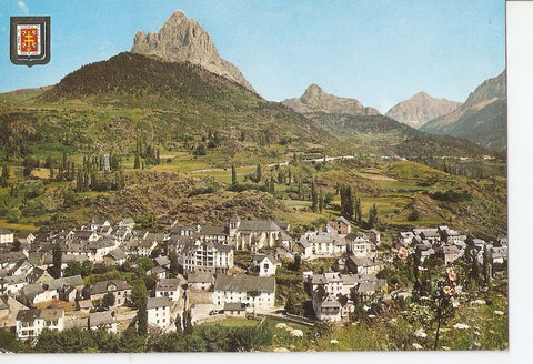 Postal 029985 : Pirineo Aragones (Huesca) Sallent de Gallego. Vista general al fondo La Foratata
