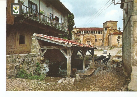 Postal 030028 : Santillana del Mar Calle del Rio al fondo la Colegiata
