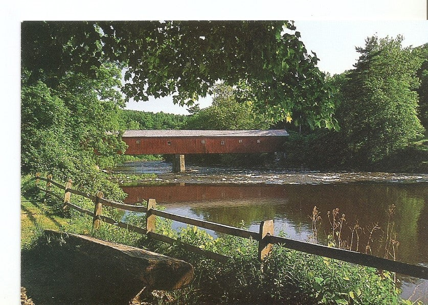 Postal 031714 : The Historic covered bridge at West Cornwall The Housatonic River amidst the Berkshire Hills
