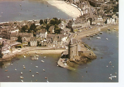 Postal 030292 : Saint Malo Saint Servan (Ille et Villaine). La Tour Solidor qui garde lentree de la Rance
