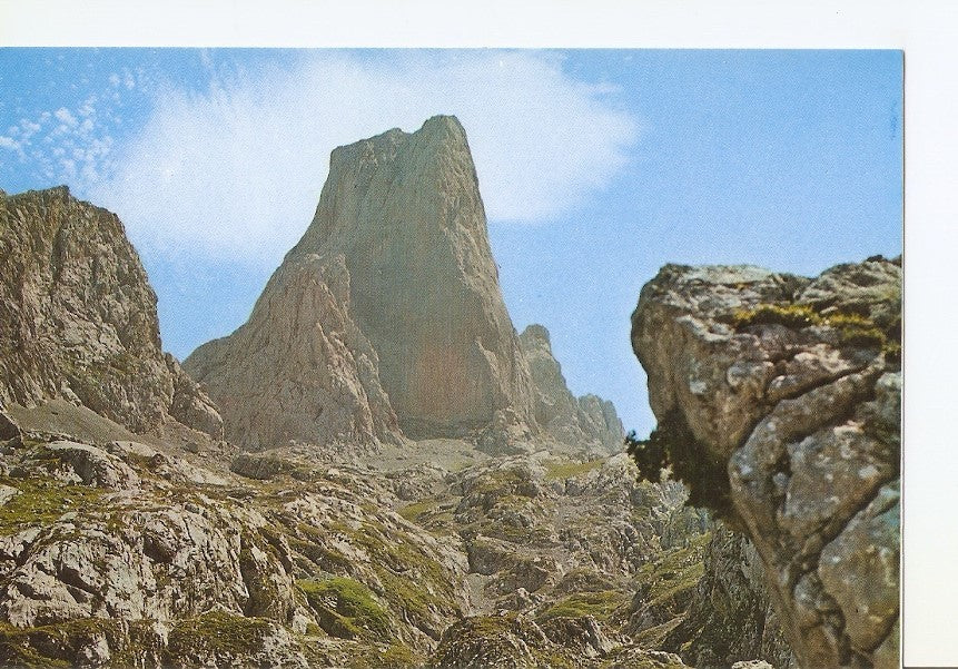 Postal 030413 : Naranjo de Bulnes desde Camburero