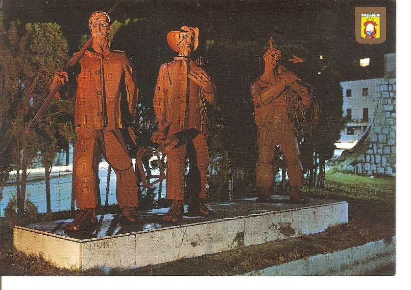 Postal 030568 : Laredo (Cantabria). Monumento al pescador. Nocturna