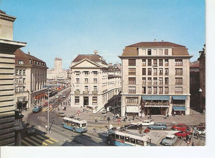 Postal 030679 : Lausanne Place St-François Platz et la Tour Bel-Air