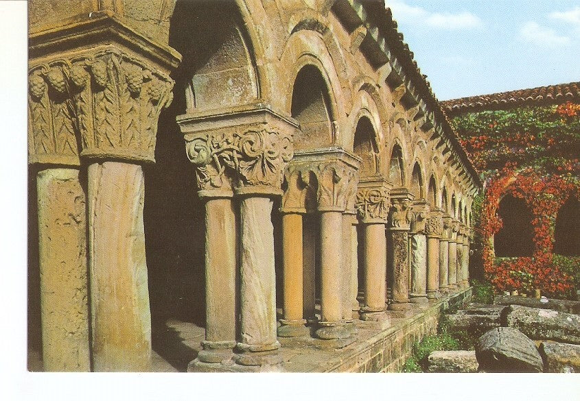Postal 030704 : Santillana del Mar. Claustro de la Colegiata (Capitales)