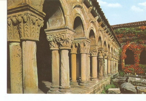Postal 030704 : Santillana del Mar. Claustro de la Colegiata (Capitales)