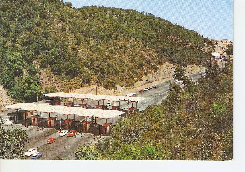 Postal 030727 : Frontera Franco-Española. Puestos de Policia Español y Frances. La Junquera-Le Perhtus