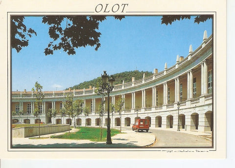 Postal 030837 : Olot (Girona). Plaza Malagrida