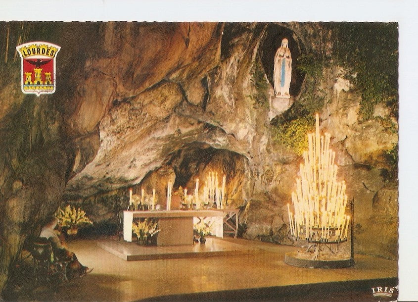 Postal 030856 : Lourdes. La Grotte Miraculeuse