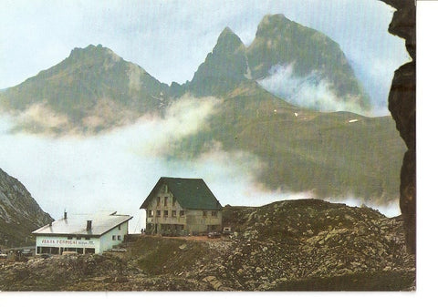 Postal 031068 : Pirineo Aragones. Sallent de Gallego. Frontera del Portalet. Al fondo el Midi