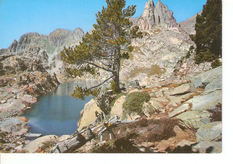 Postal 031484 : Pirineos de Lerida. El Pallars. Valle de Espot. Lago y Agulles dAmitjes