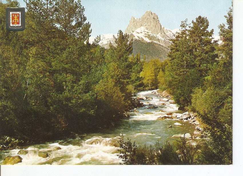Postal 031519 : Pirineo Aragones - Huesca (Valle de Tena). Rio Gallego al fondo la Foratata