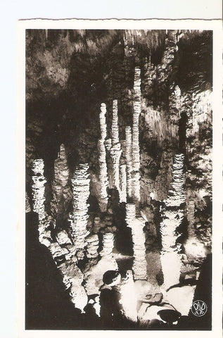 Postal 031527 : Aven dOrgnac (Ardeche). Stalagmite Deviee