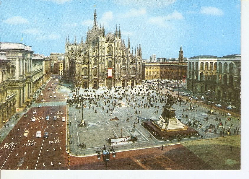 Postal 031559 : Milano Place de la Cathedrale