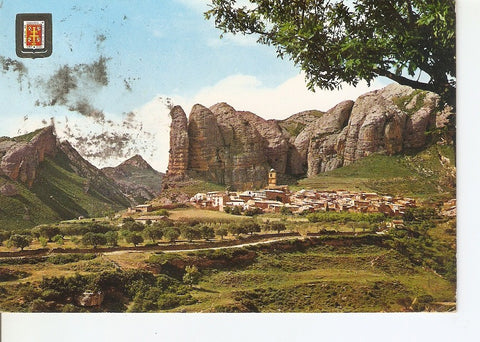 Postal 031054 : Pirineo Aragones (Huesca). Aguero. Vista general al fondo los Mallos
