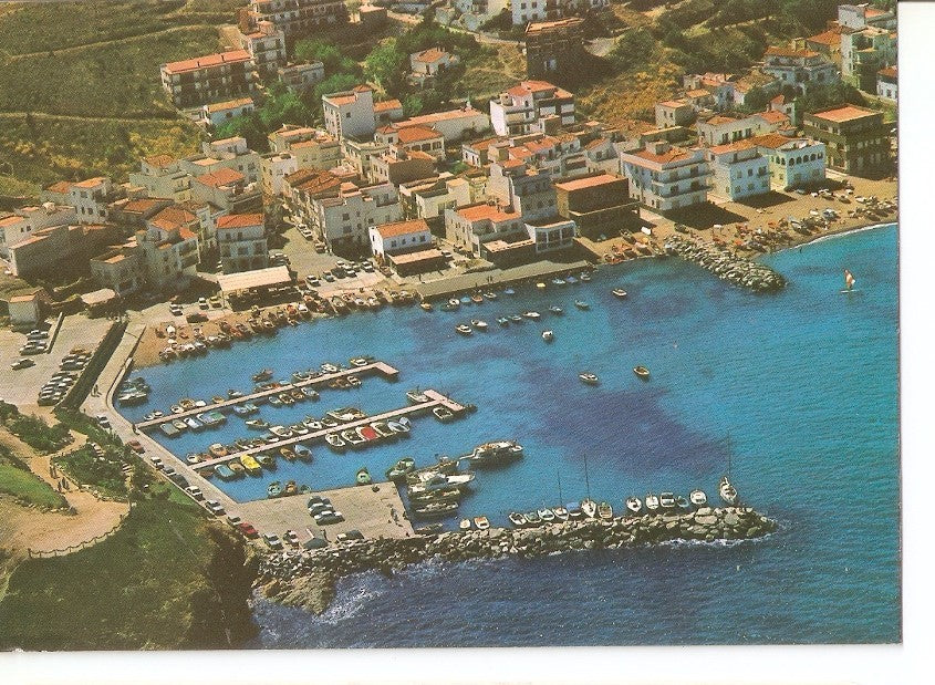 Postal 031878 : Costa Brava. Llansa. Vista aerea del puerto
