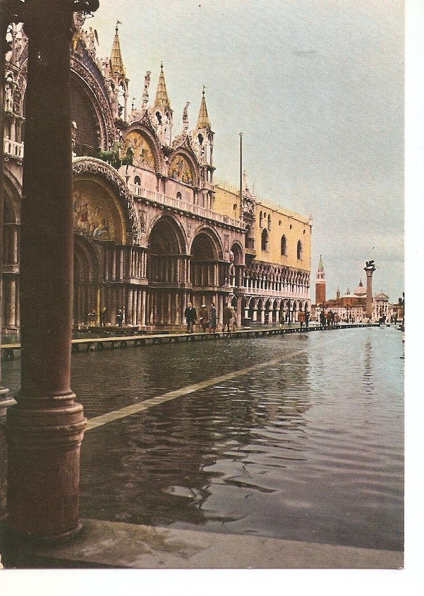 Postal 031910 : Venezia Piazza S. Marco Acqua alta