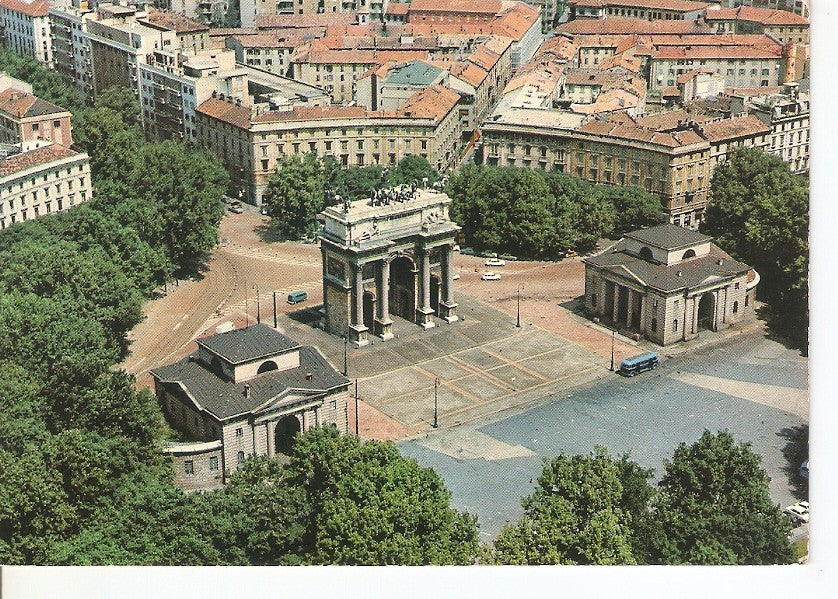 Postal 031951 : Milano. Arc de la Paix