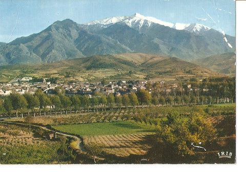 Postal 032002 : Prades (Pyrenees-Orientales) et le Massif du Canigou. Le Roussillon