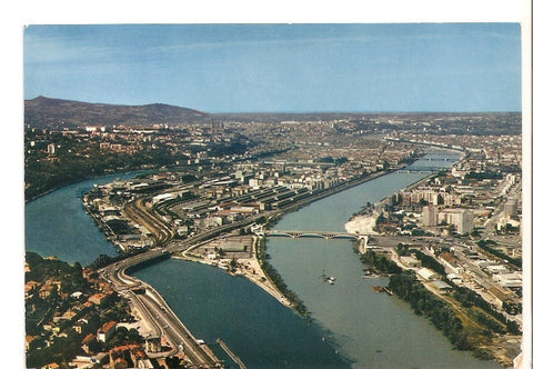 Postal 032040 : Lyon. Confluent du Rhone et de la Saone