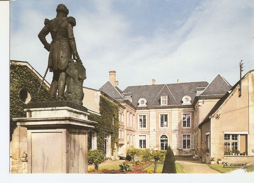 Postal 032111 : Chateauroux (Indre) Musee Bertrand
