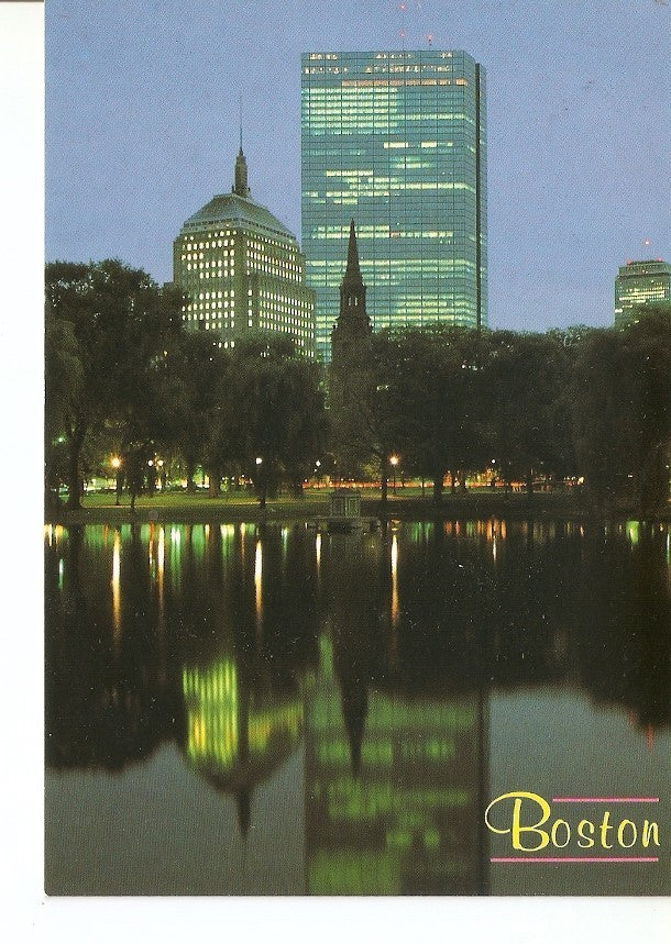 Postal 032128 : The Hancock Buildins at Dusk Boston Massachussetts