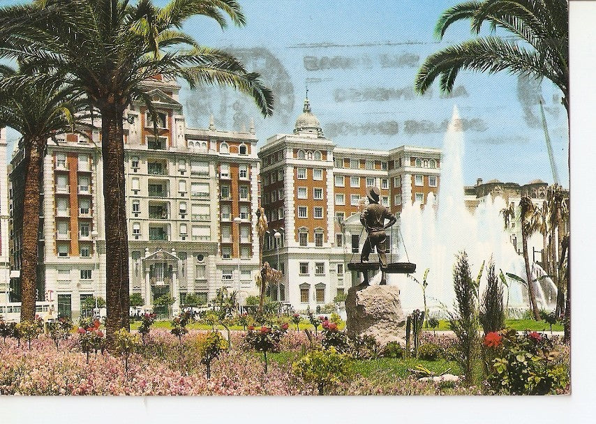 Postal 032178 : Malaga. Fuente y Acera de la Marina