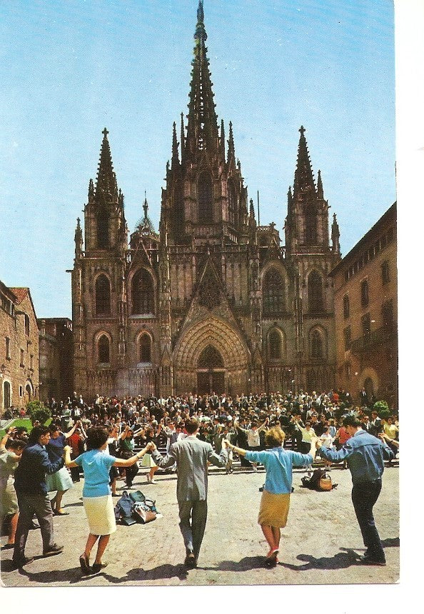 Postal 032216 : Barcelona (España). Sardanas enfrente a la Catedral