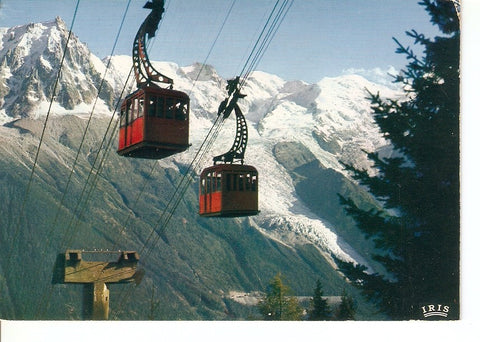 Postal 032245 : Chamonix - Mont Blanc - Le Mont Blanc et lAiguille du Midi