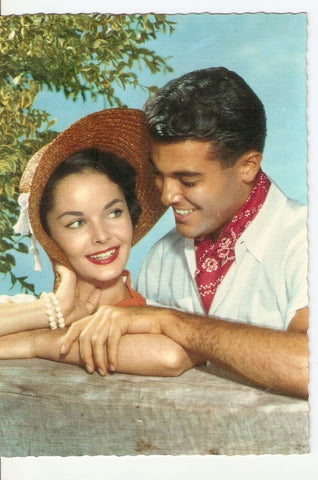 Postal 029872 : Pareja sonriendo