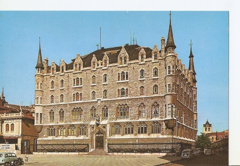 Postal 032423 : Leon. Edificio de la Caja de Ahorros (Gaudi)