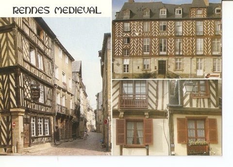 Postal 032474 : Rennes Medieval. Les vieilles maisons de la rue du Chapitre et de la place Saint-Michel